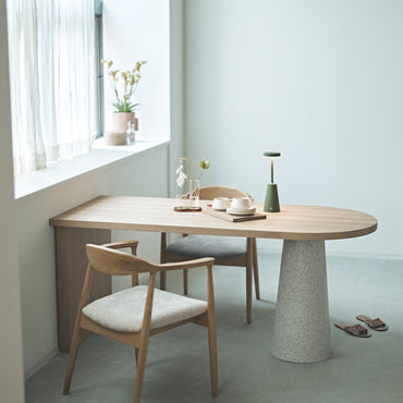 Loe Dining Table / ローエ ダイニングテーブル