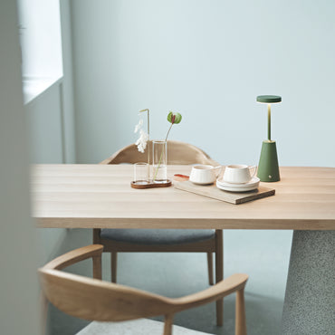 Loe Dining Table / ローエ ダイニングテーブル