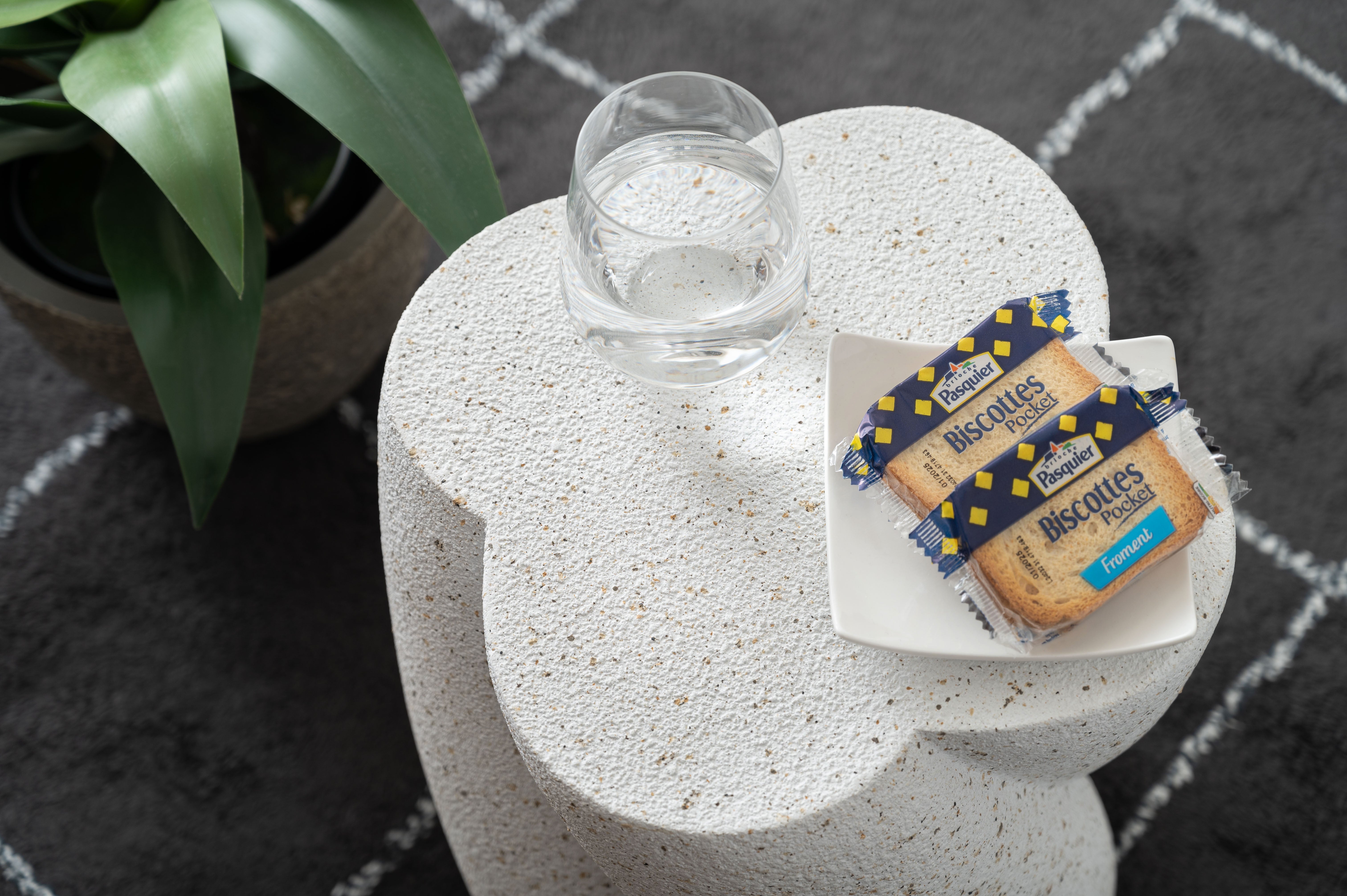 Terrazzo Side Table WH / テラゾー サイドテーブル【Twist】