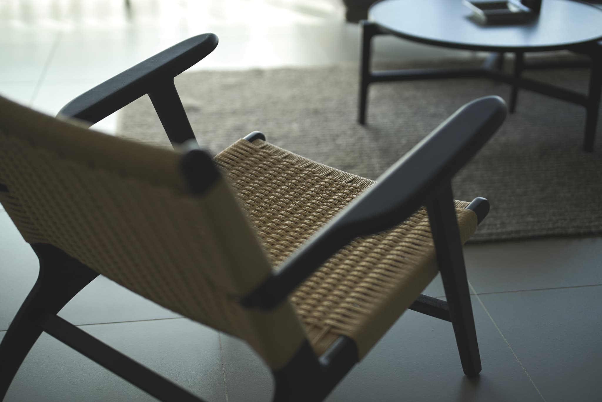 Anze Lounge Chair BK / アンゼ ラウンジチェア ブラック – meliora 