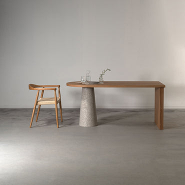 Loe Dining Table / ローエ ダイニングテーブル