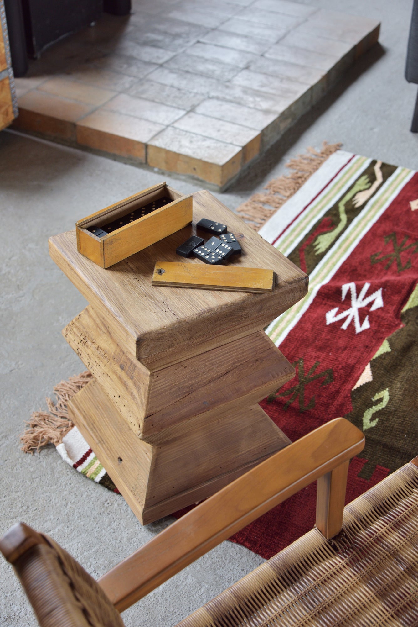 Zagg Stool / ザグ スツール
