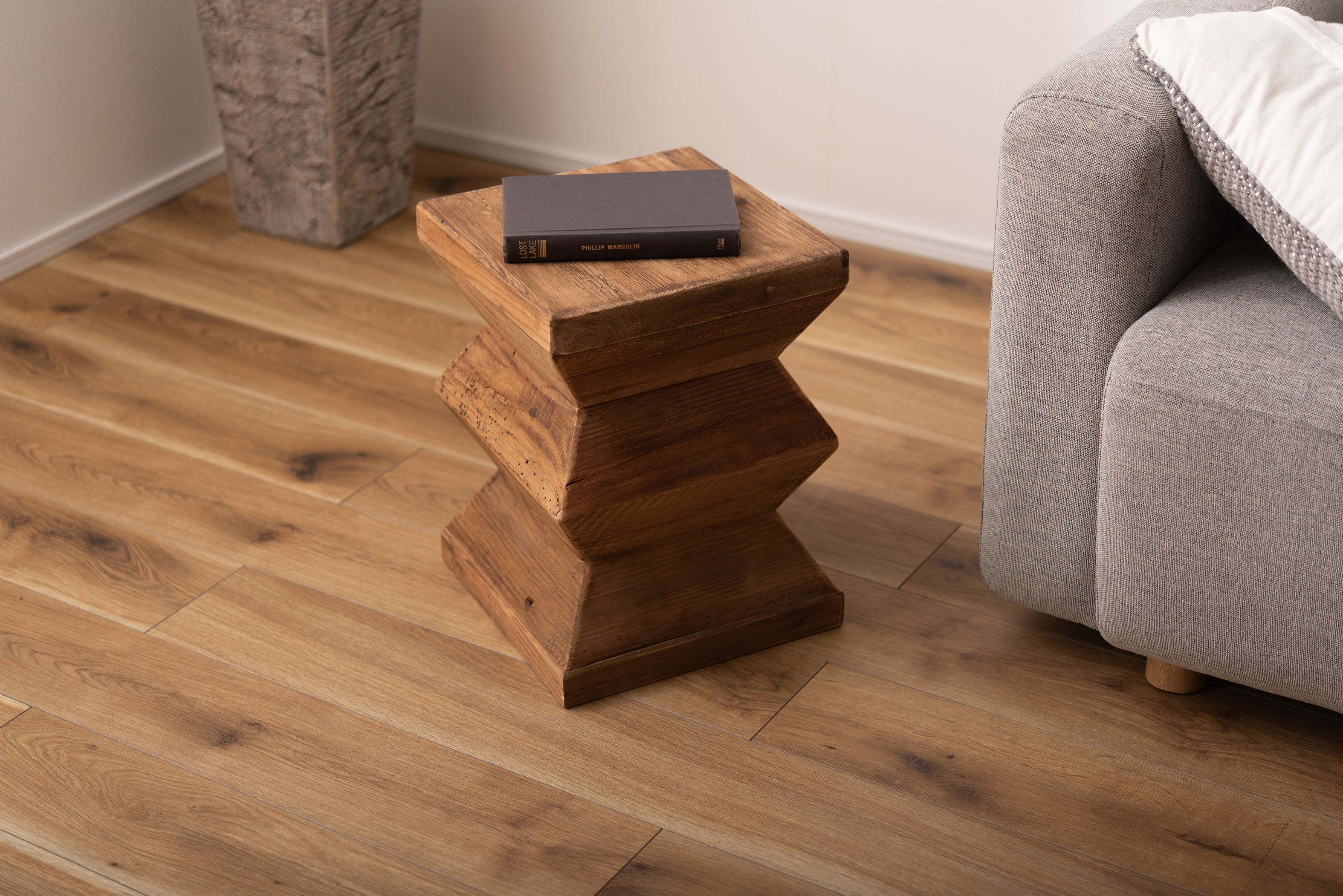 Zagg Stool / ザグ スツール