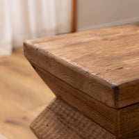 Zagg Stool / ザグ スツール