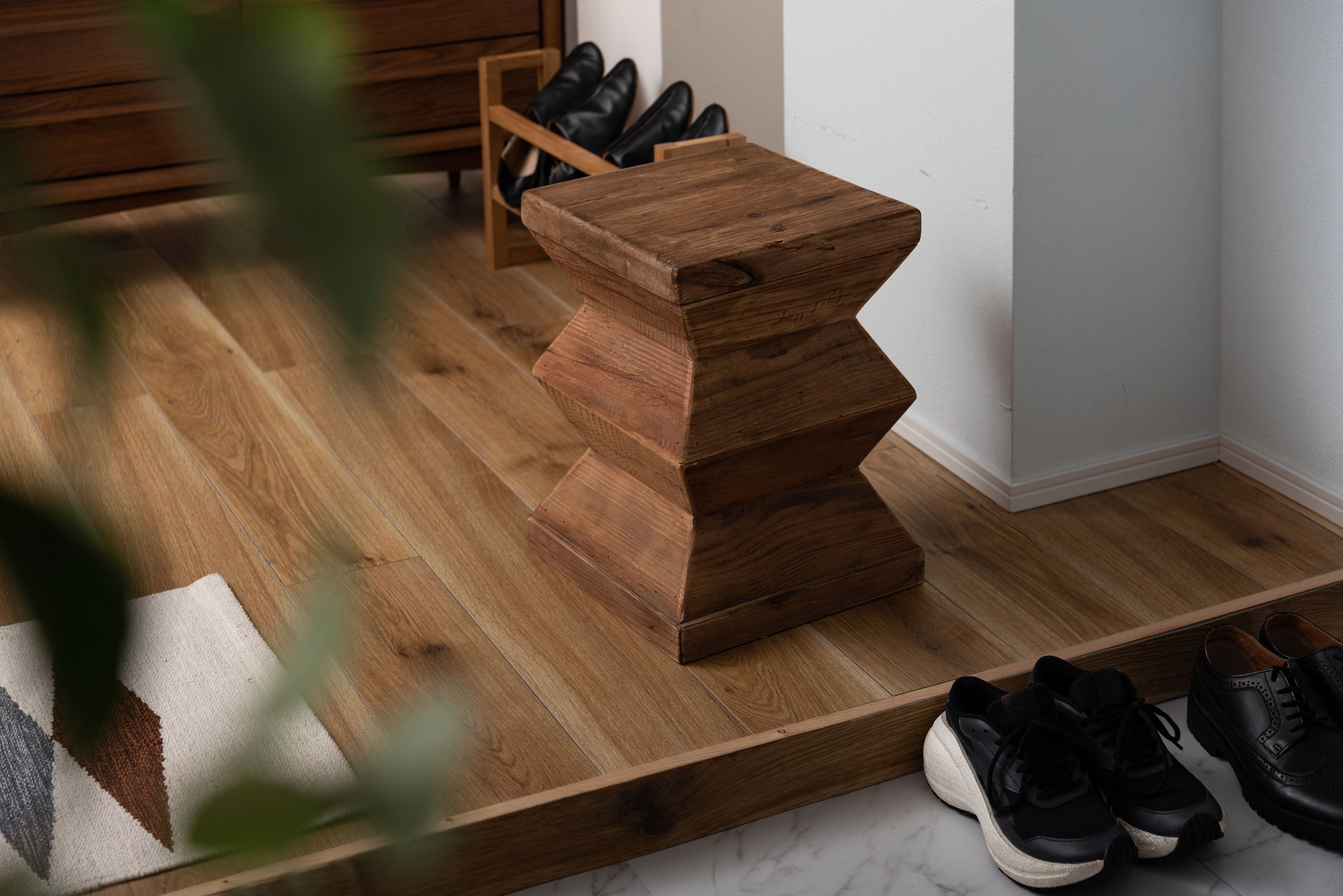 Zagg Stool / ザグ スツール