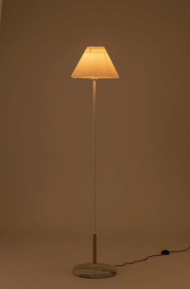 Lisse Floor Lamp / リッセ フロアランプ
