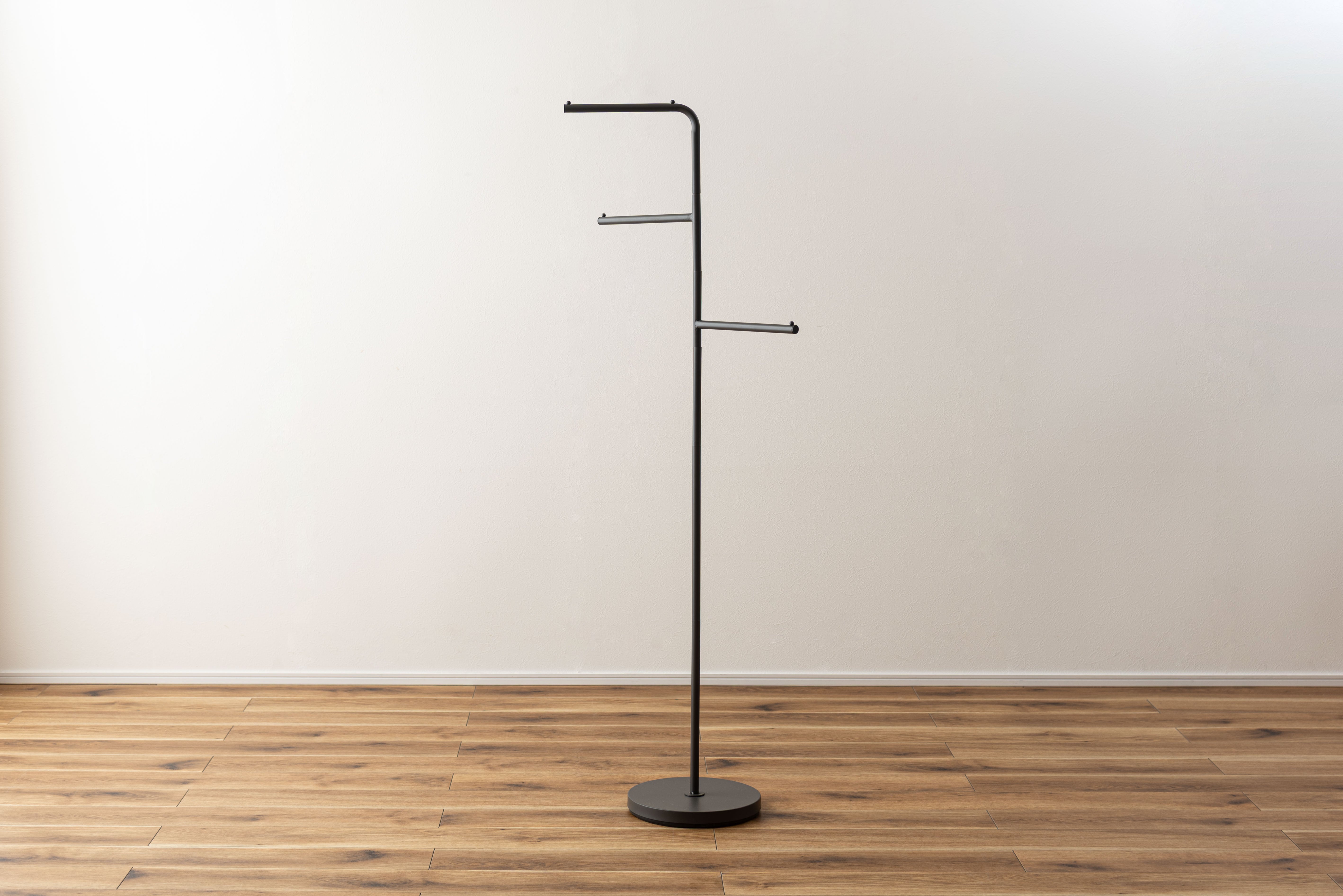 Linea Hanger BK / リネア ハンガー ブラック
