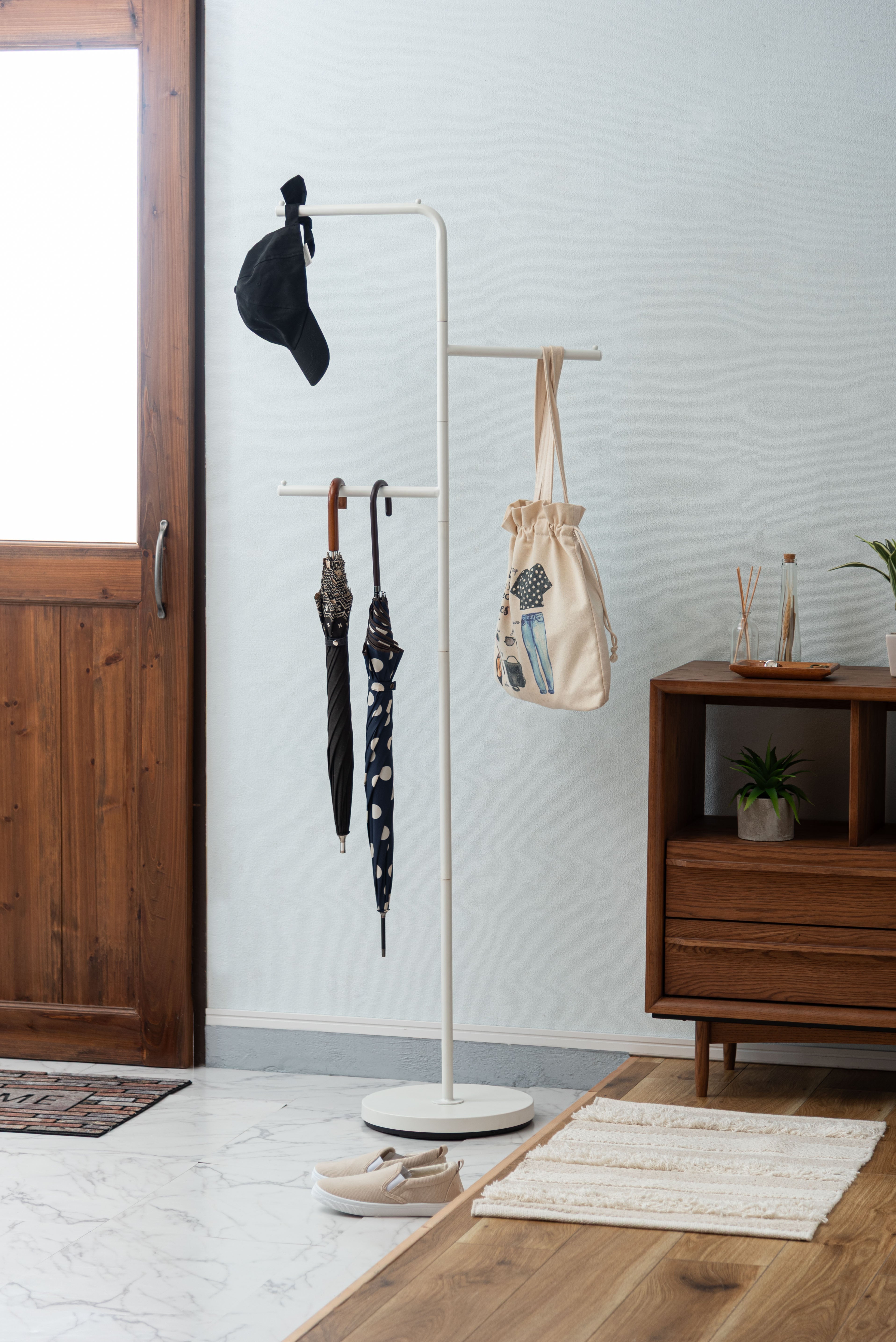 Linea Hanger WH / リネア ハンガー ホワイト