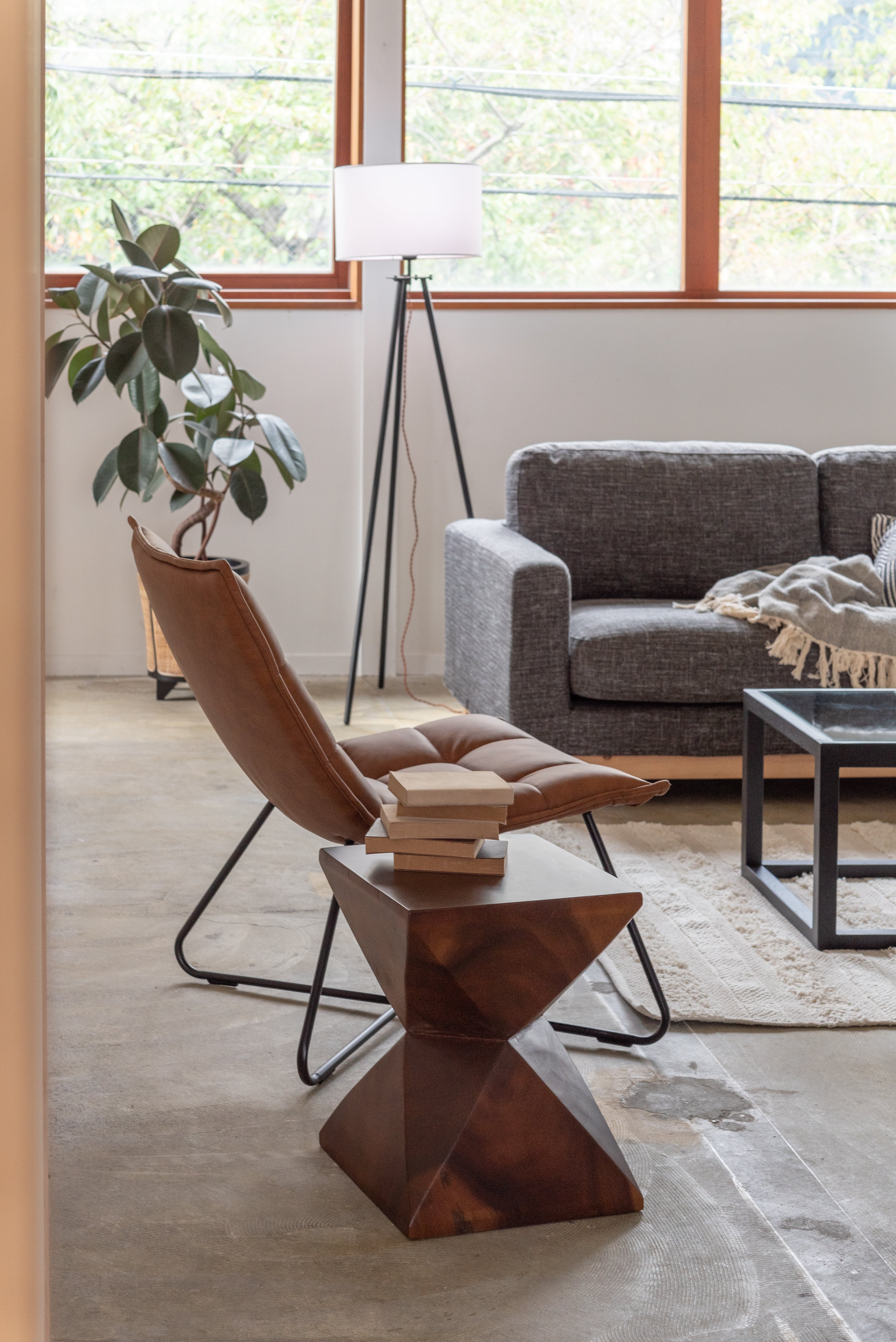 Crux Chair BR / クラックス チェア ブラウン