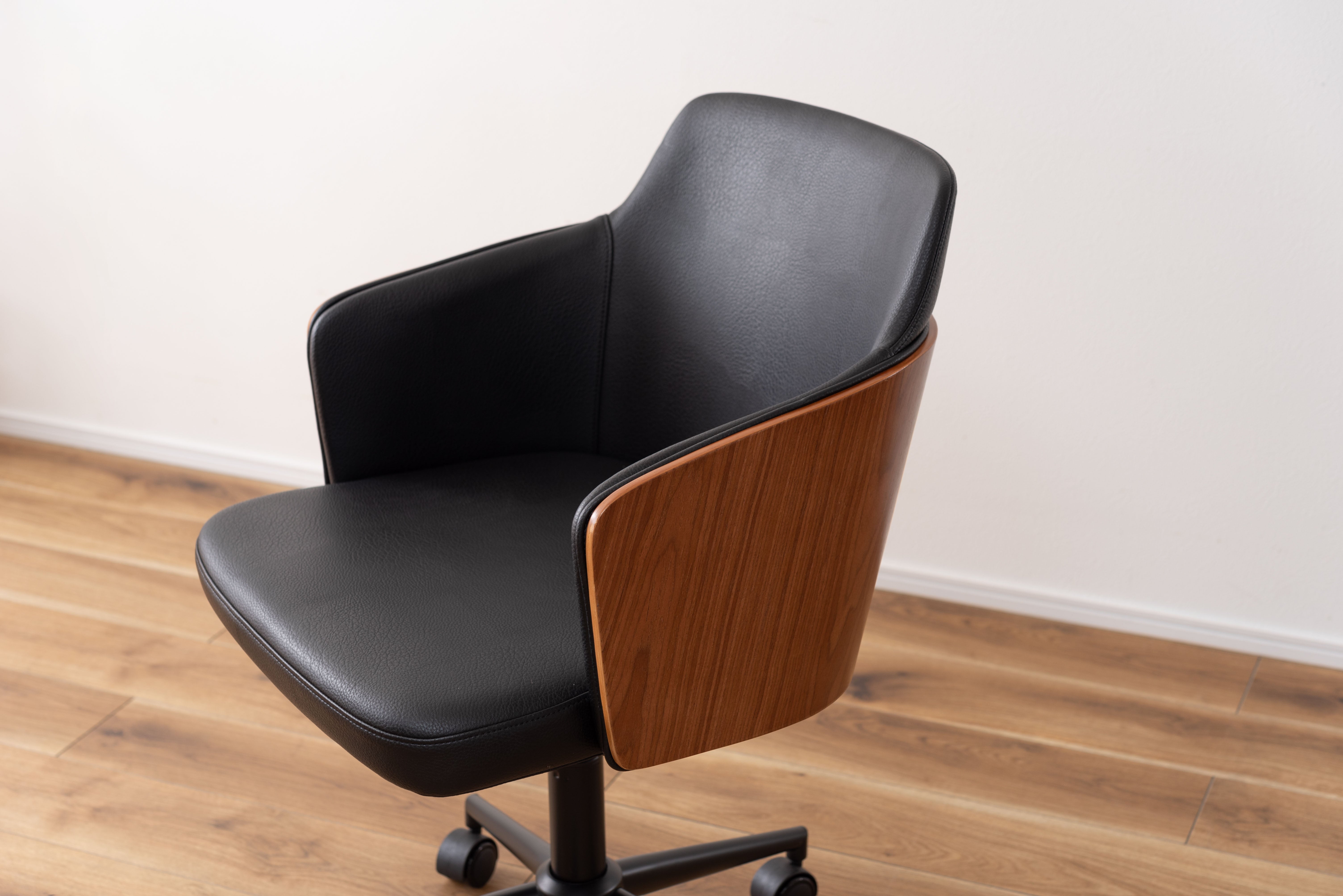Cresca Desk Chair BBK / クレスカ デスクチェア ブラック