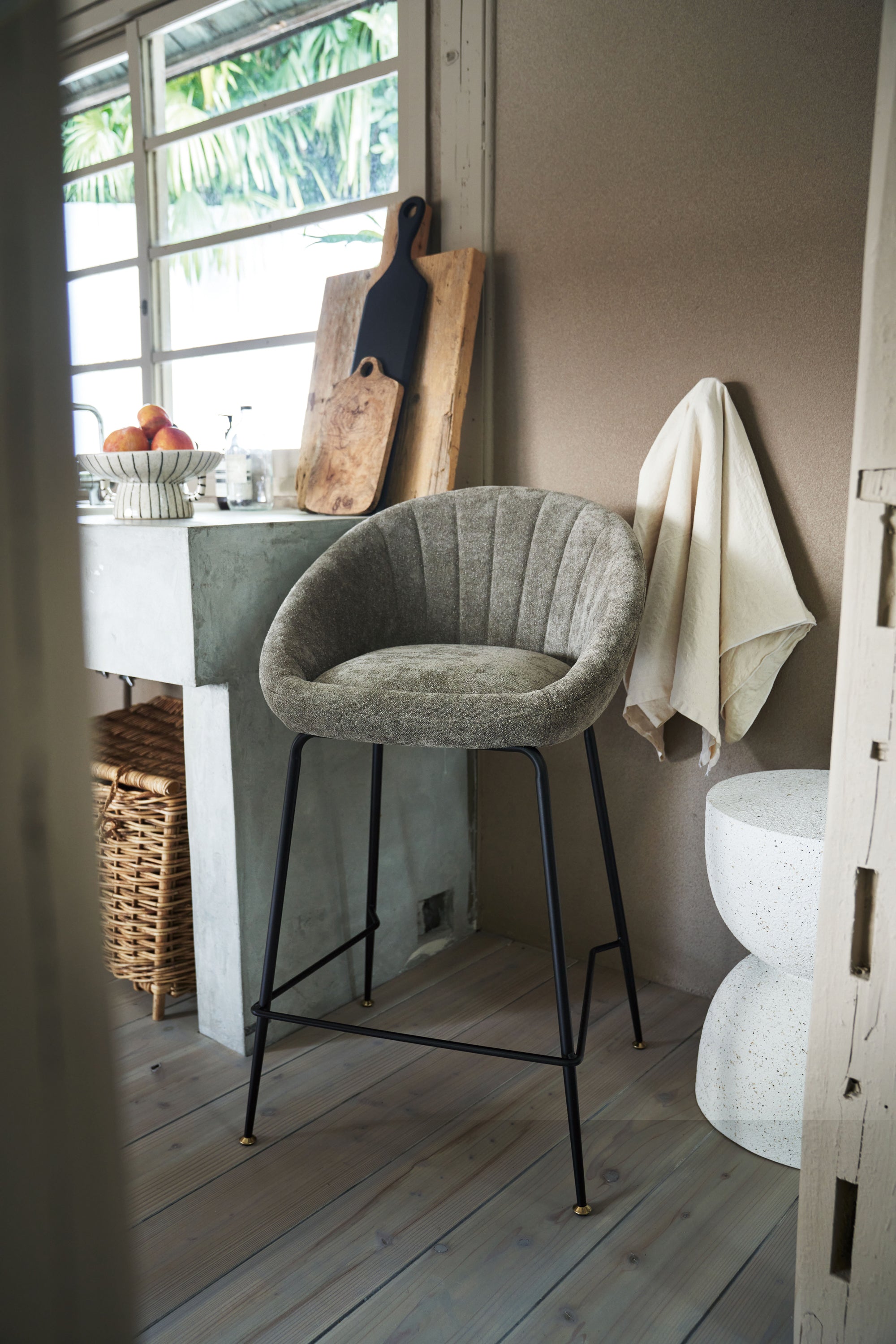 Gilda Chair LGY / ジルダチェア ライトグレー