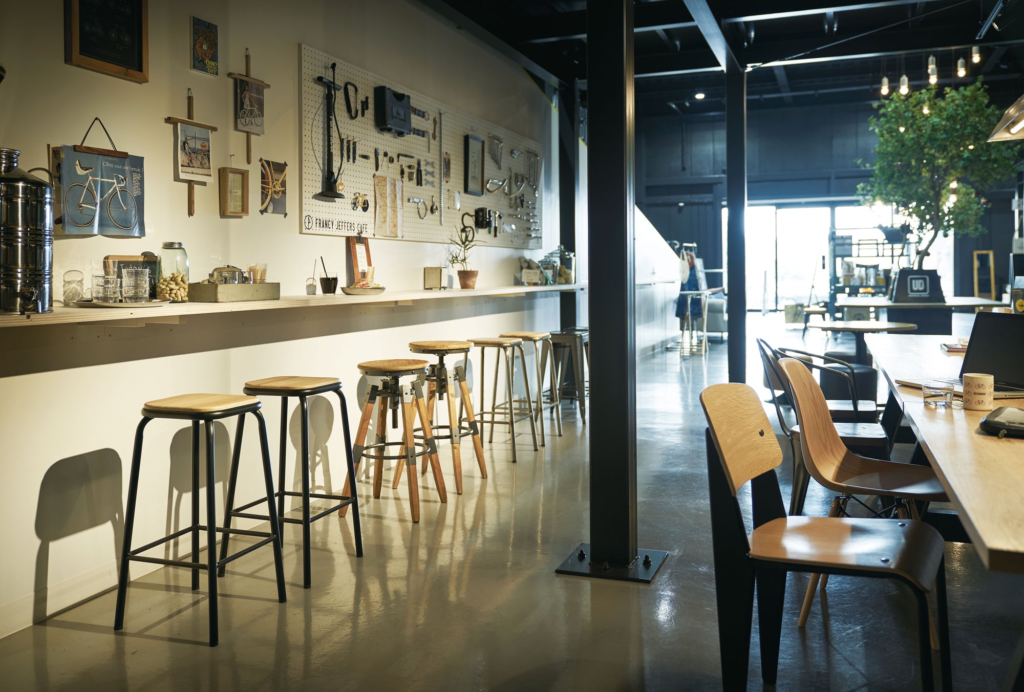Bruto High Stool SV / ブルート ハイスツール シルバー