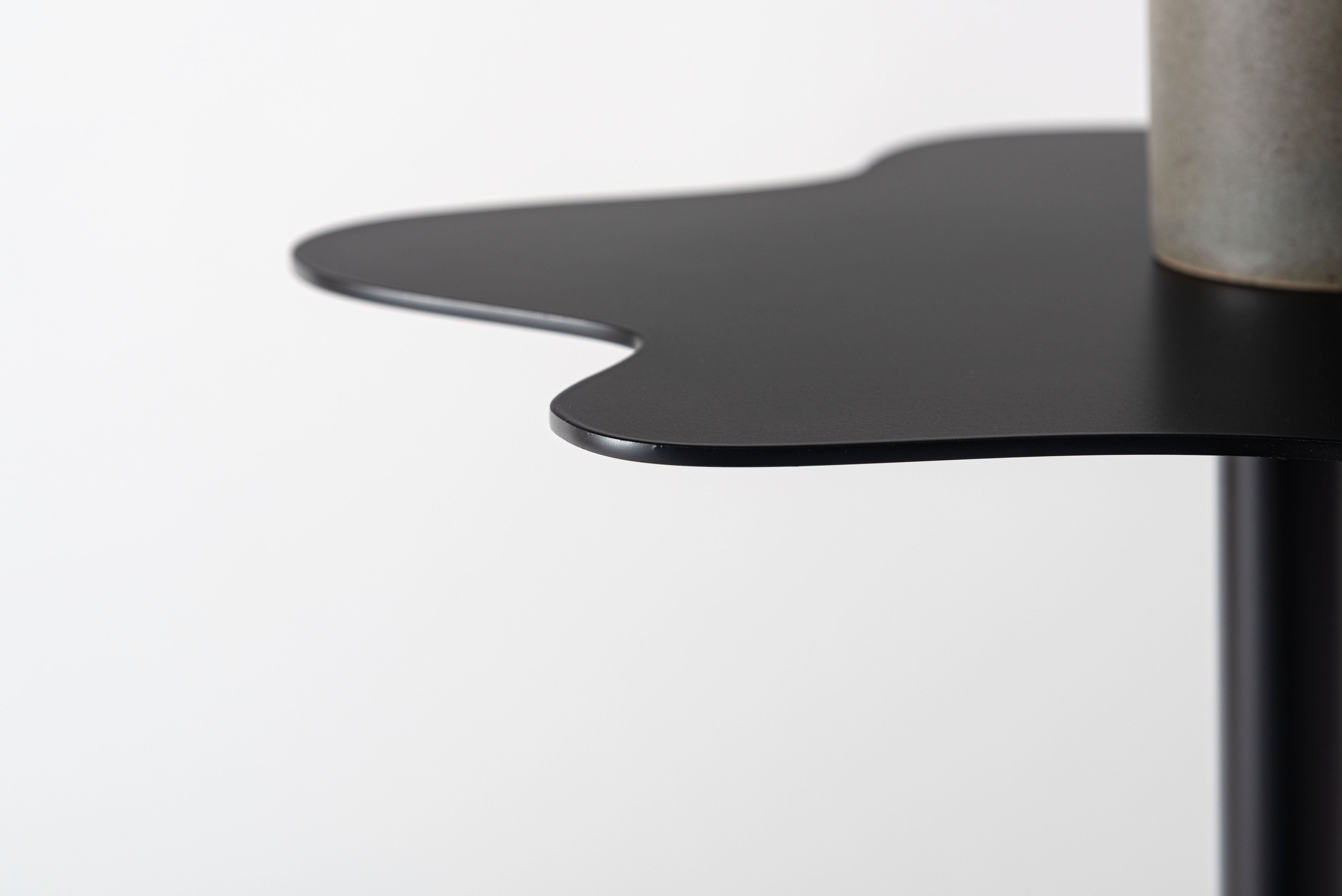 Pond Side Table BK / ポンド サイドテーブル ブラック