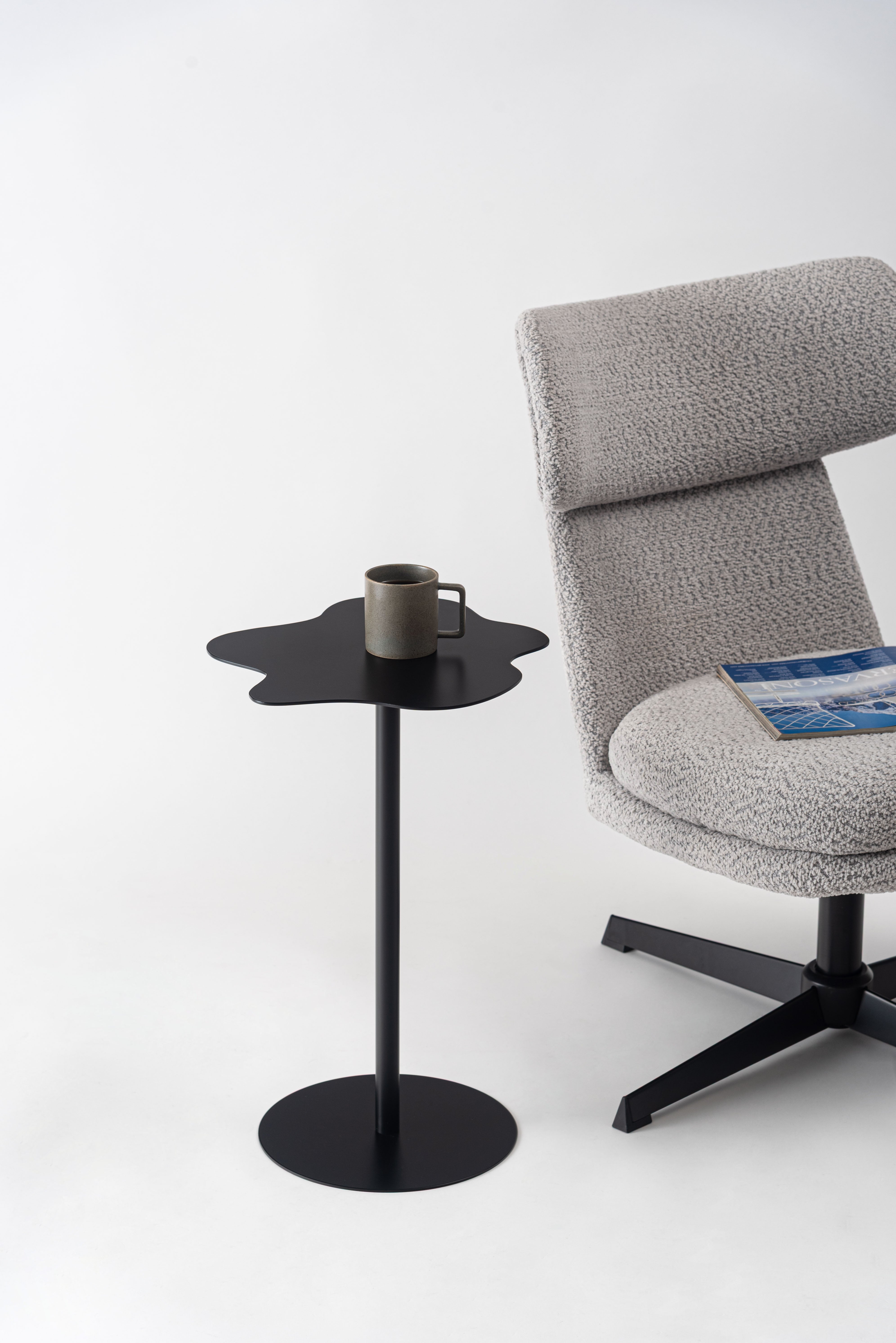 Pond Side Table BK / ポンド サイドテーブル ブラック