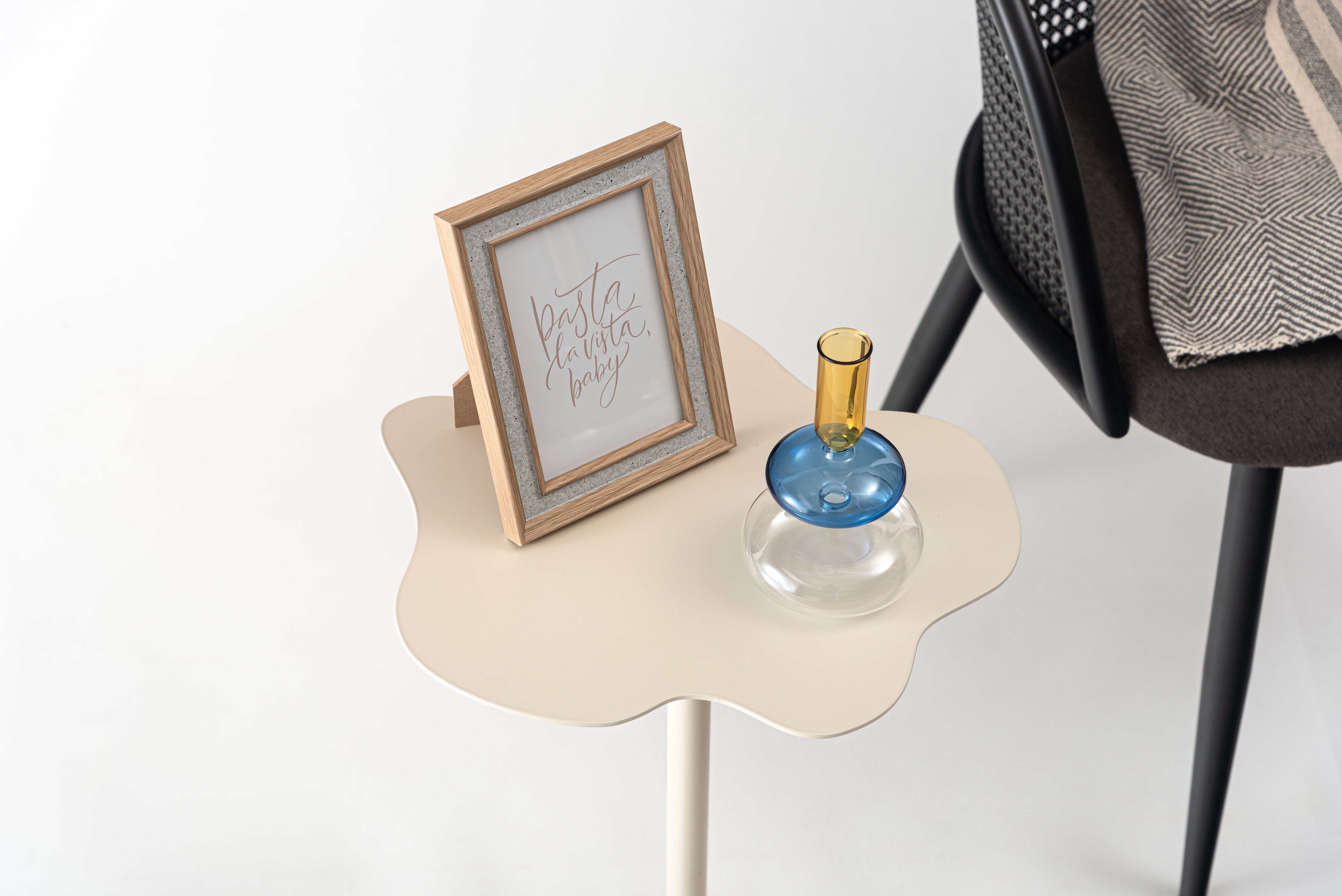 Pond Side Table IV  / ポンド サイドテーブル アイボリー