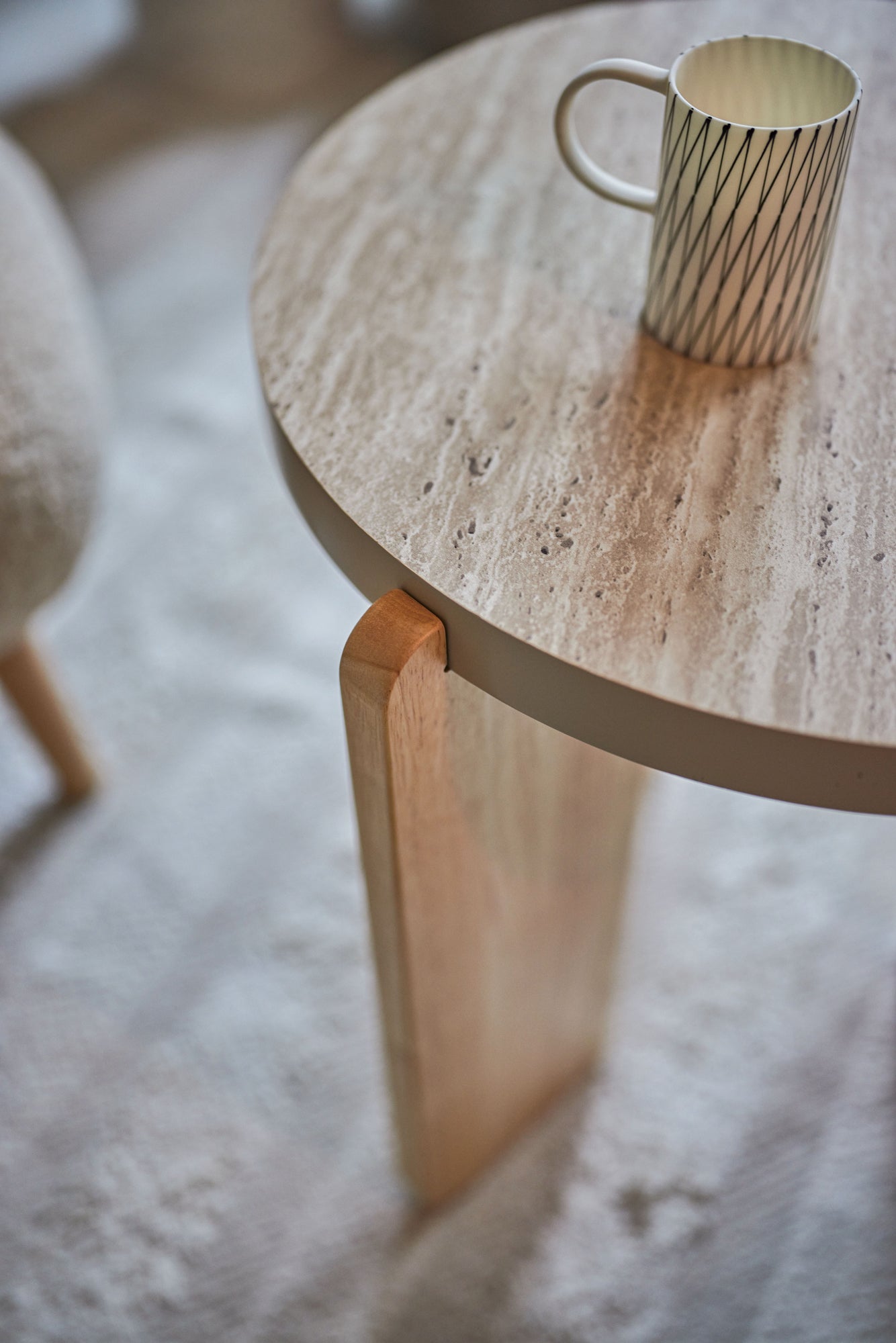 Pluumo Side Table BE / プルーモ サイドテーブル ベージュ