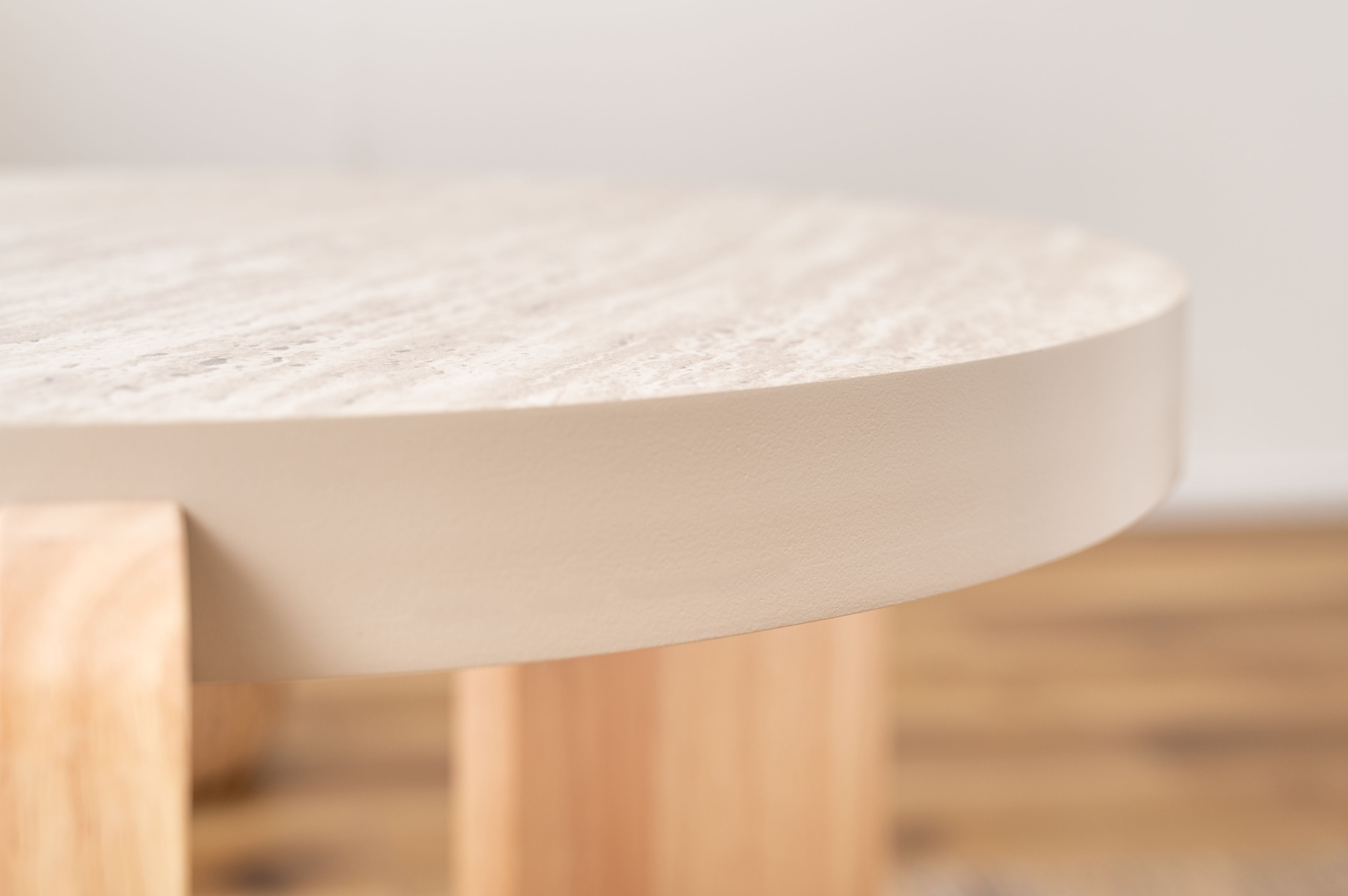 Pluumo Side Table BE / プルーモ サイドテーブル ベージュ