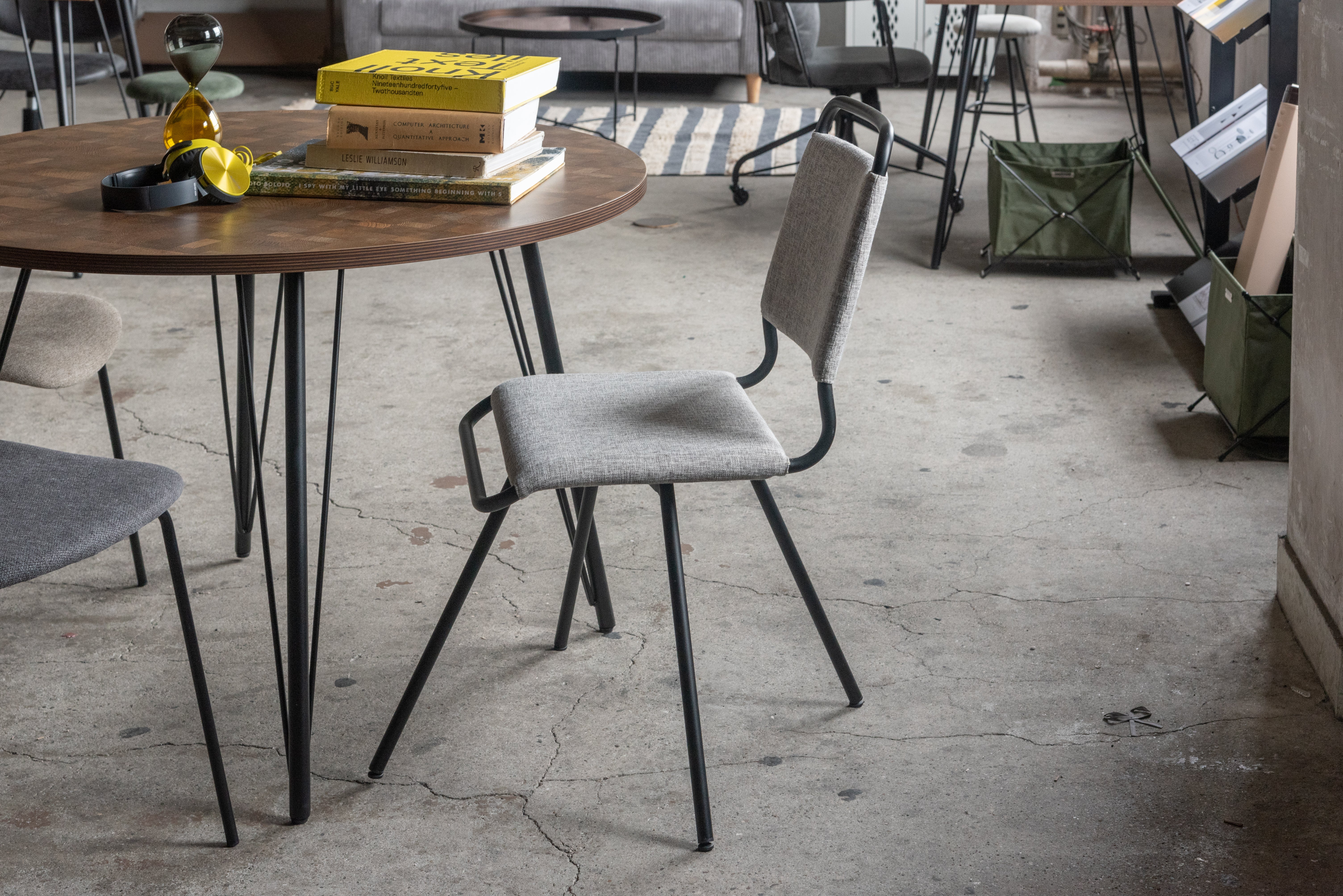 Spin Stool / スピンスツール