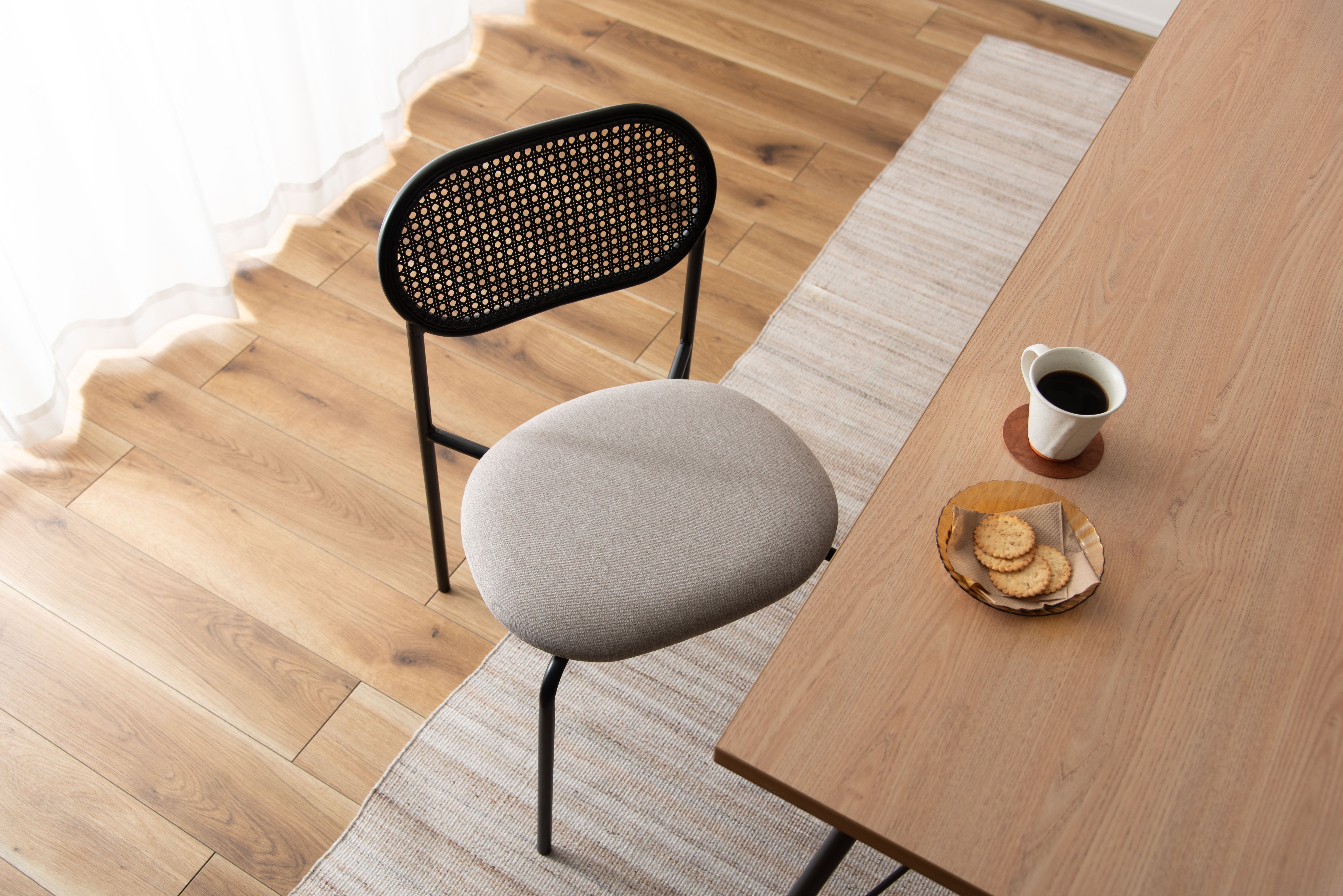 Oval Rattan Chair BK×BE / オーバル ラタンチェア ブラック×ベージュ