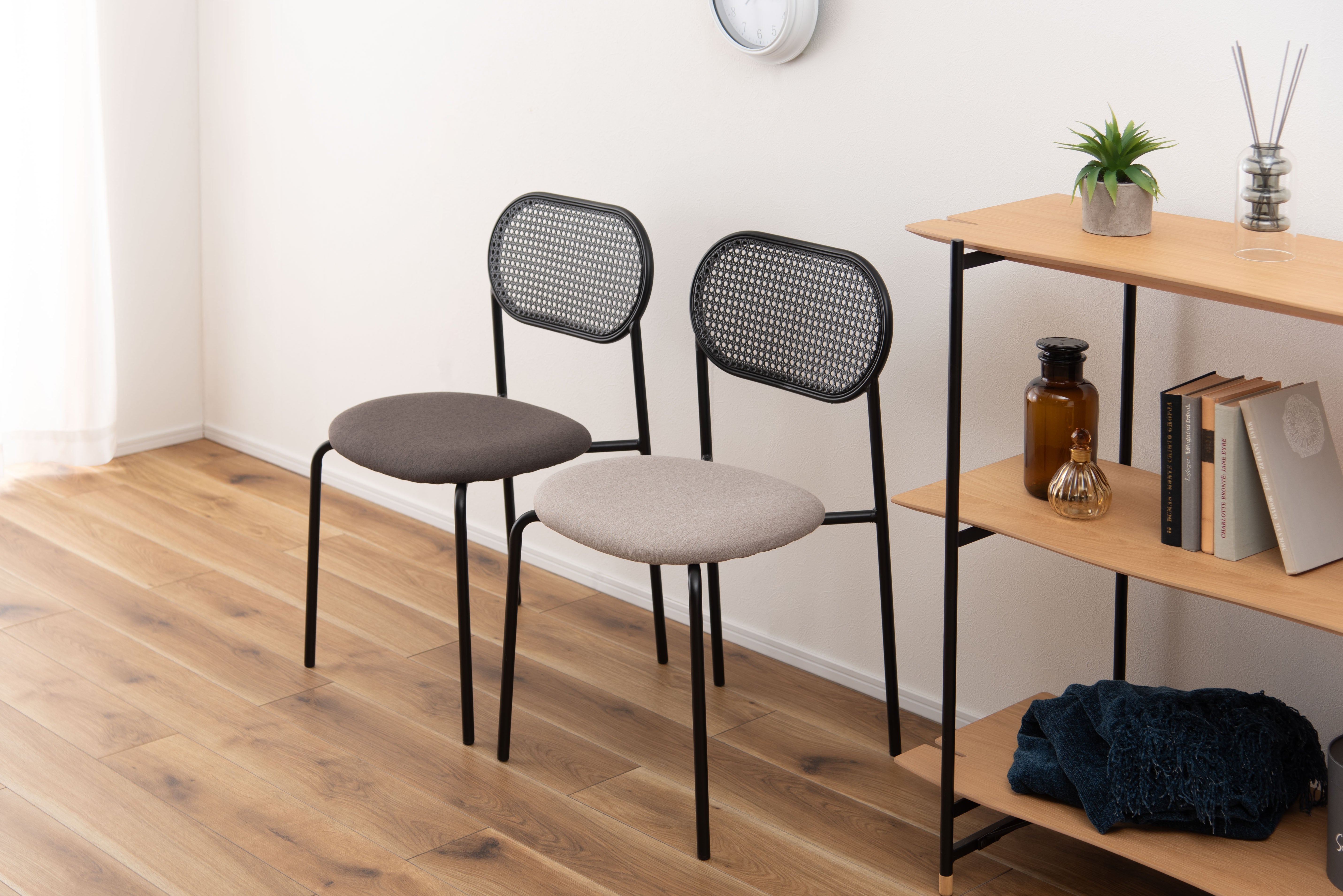 Oval Rattan Chair BK×DGY / オーバル ラタンチェア ブラック×ダークグレー