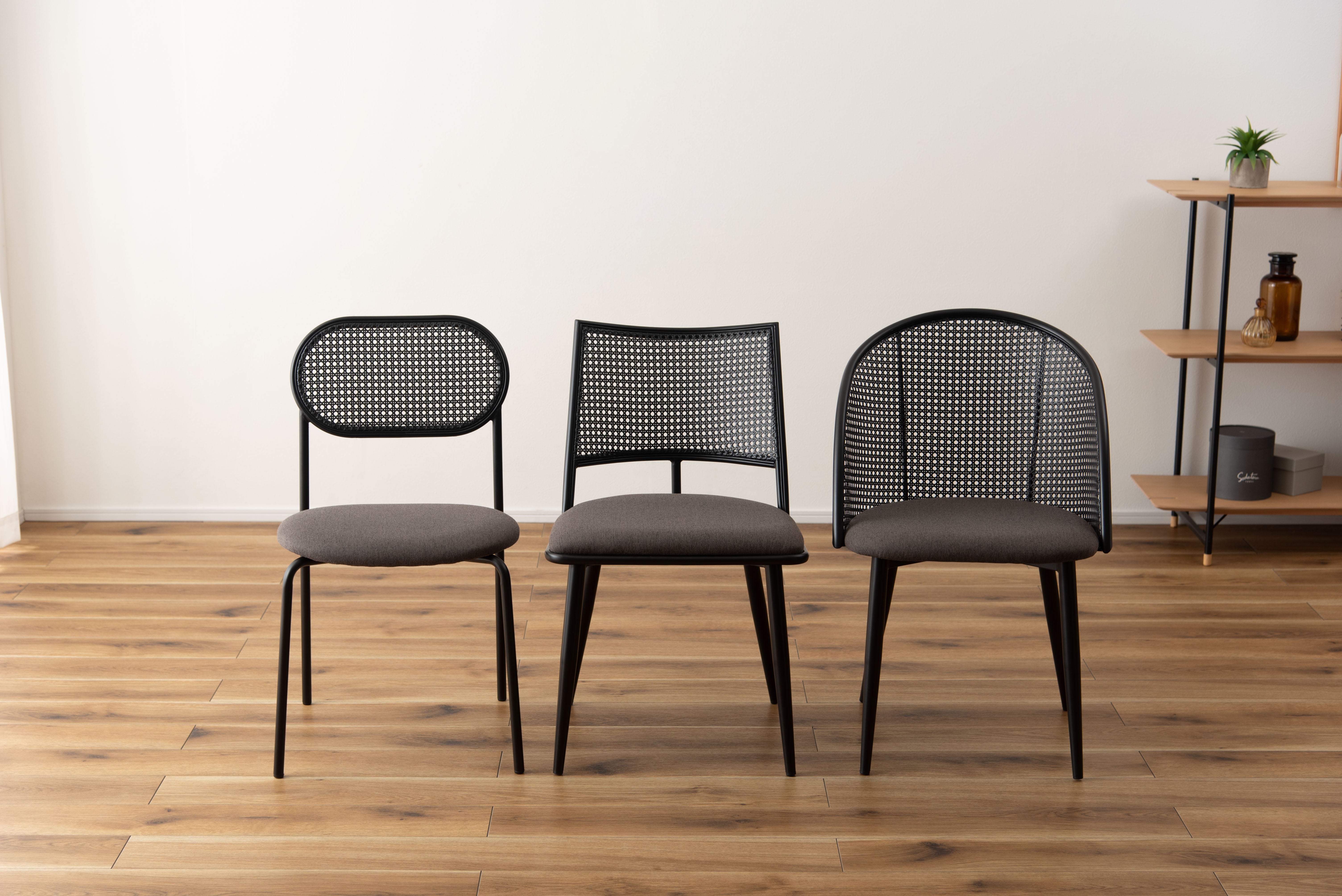 Curve Rattan Chair BK×DGY / カーブ ラタン チェア ブラック×ダークグレー