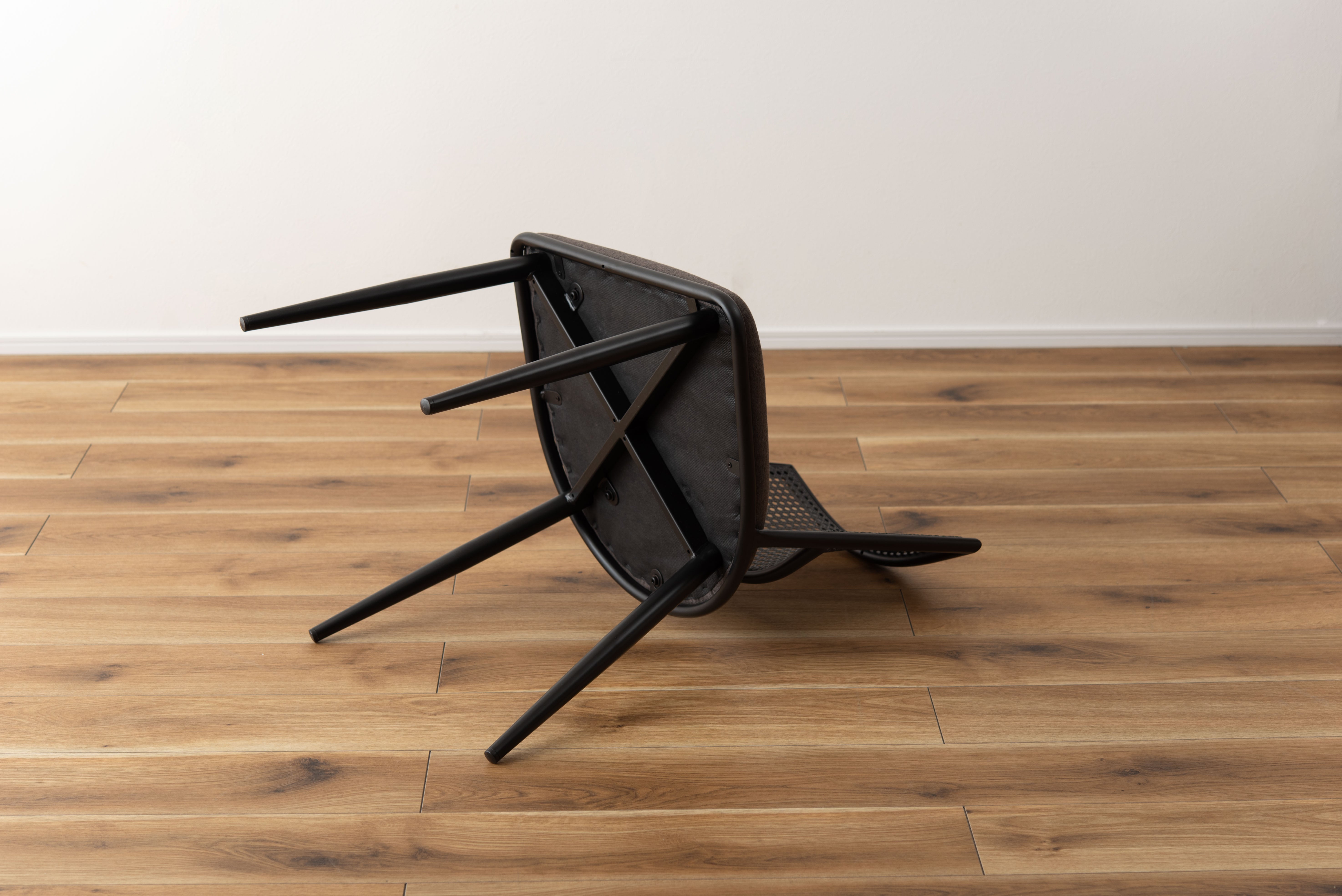 Curve Rattan Chair BK×DGY / カーブ ラタン チェア ブラック×ダークグレー