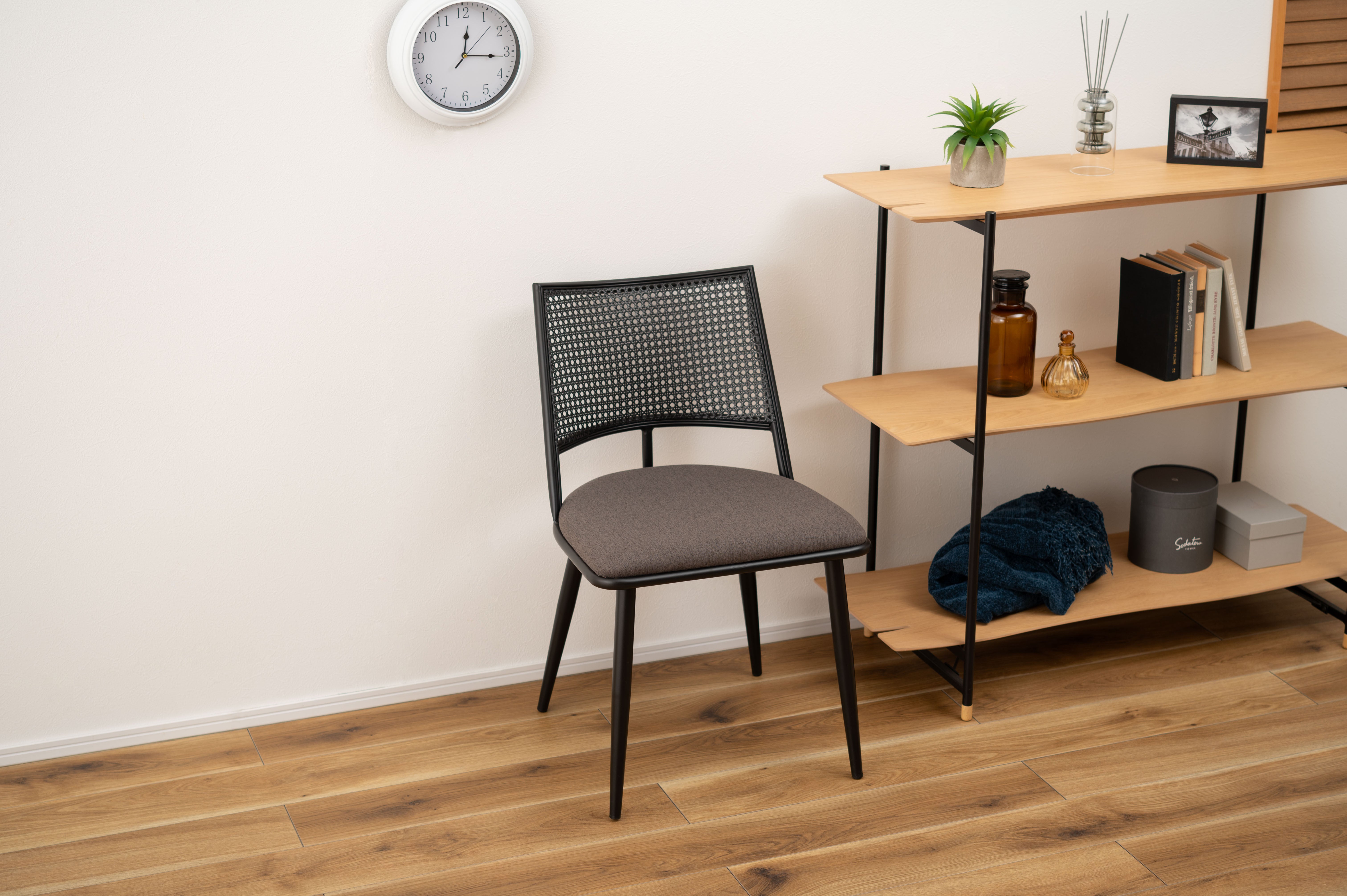 Curve Rattan Chair BK×DGY / カーブ ラタン チェア ブラック×ダークグレー