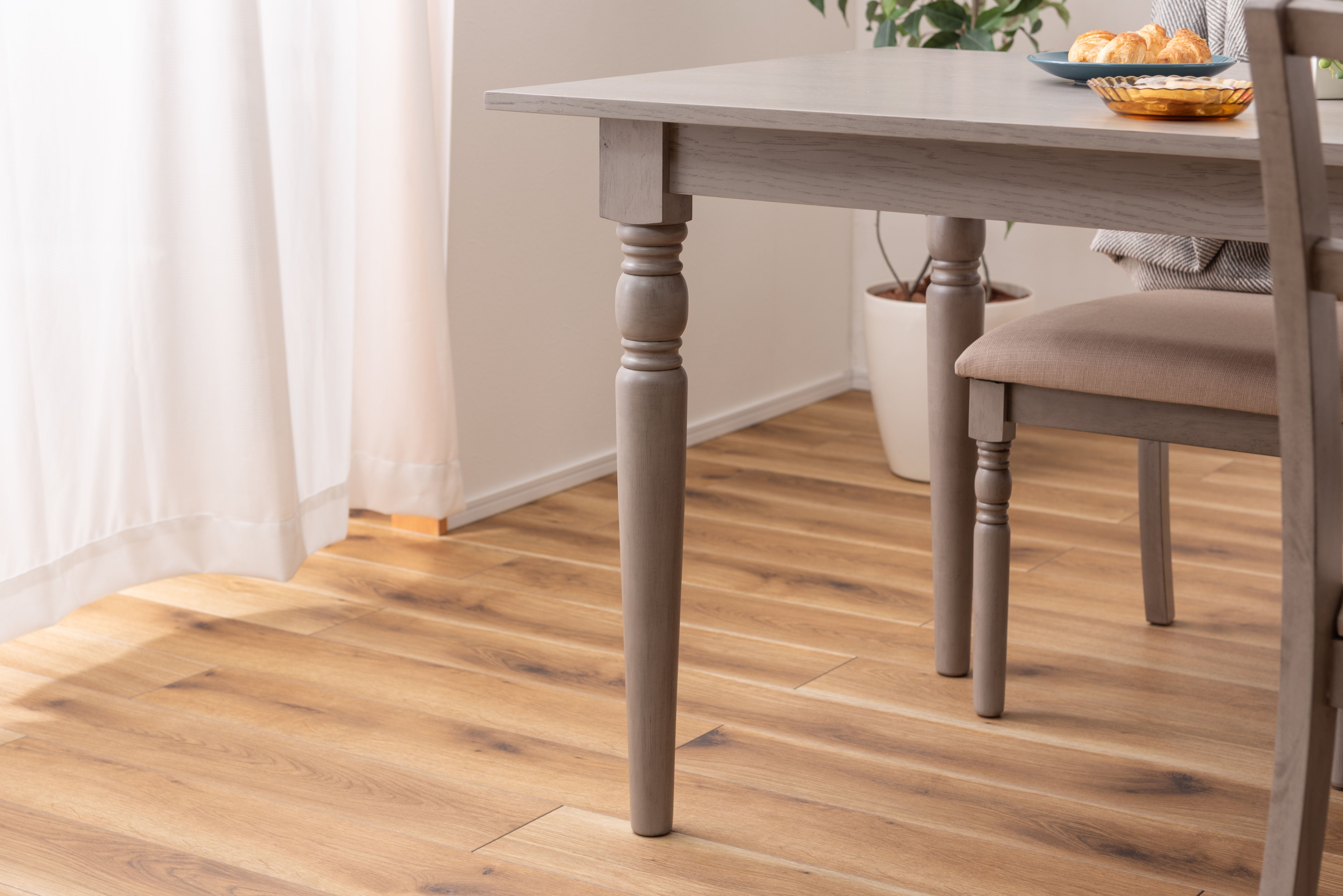 Willow Dining Table GY / ウィローダイニングテーブル グレー